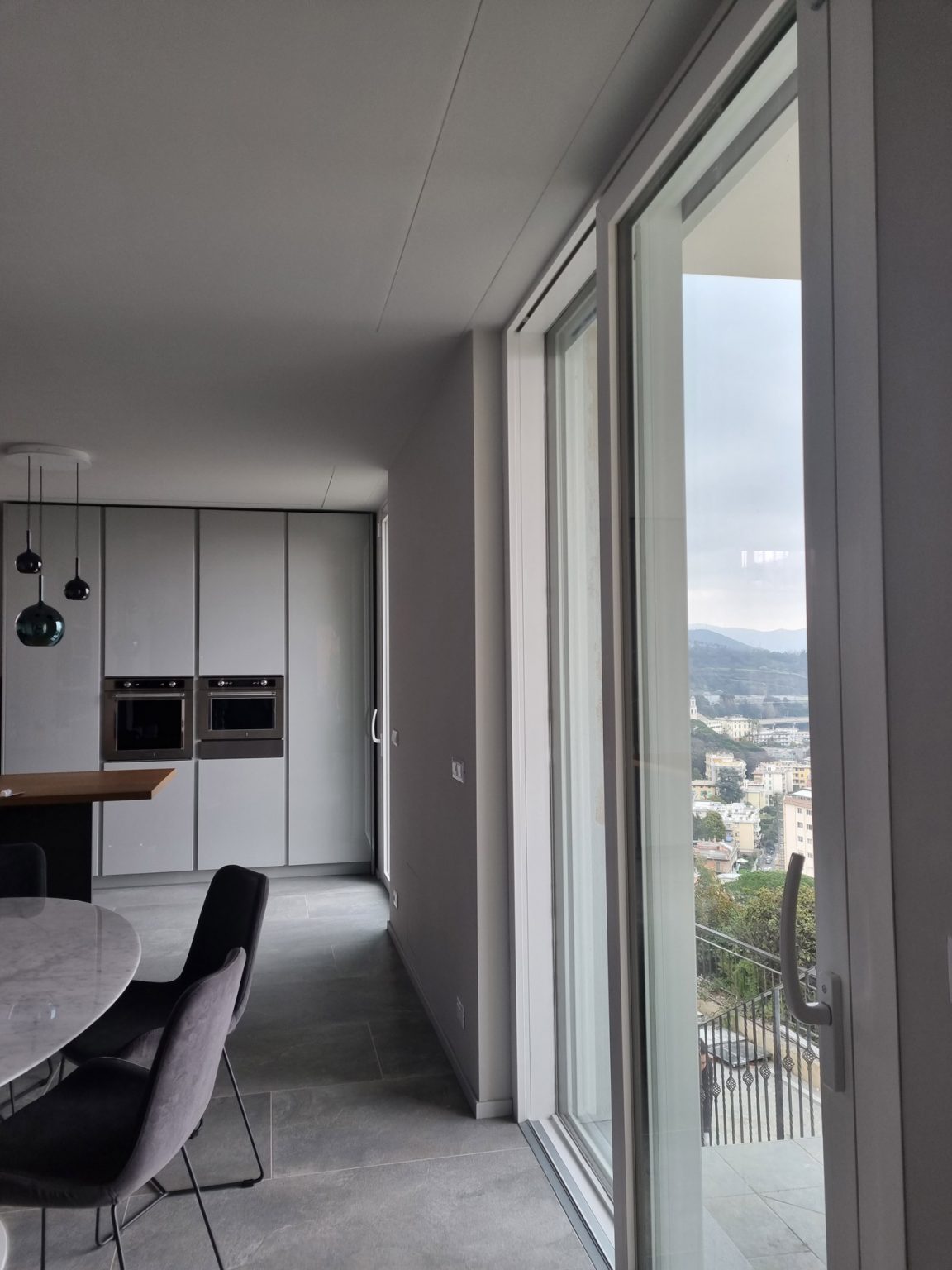 CASA-UNIFAMILIARE-PEGLI-realizzato-cucina01