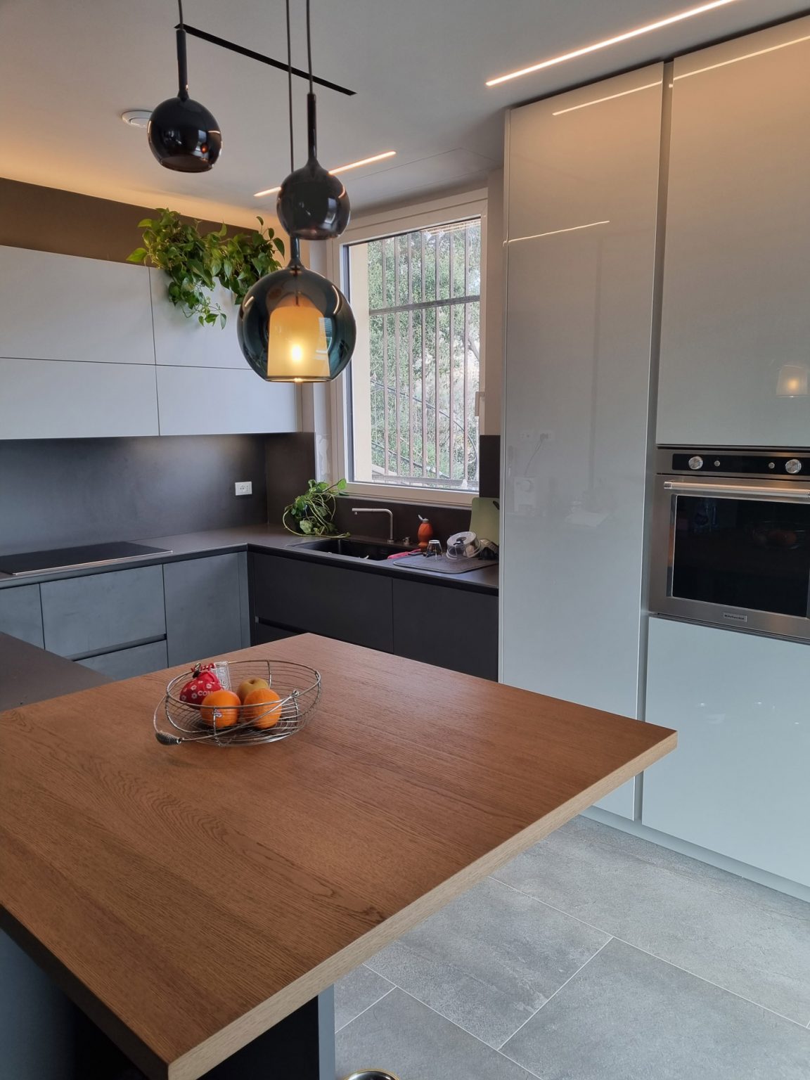 CASA-UNIFAMILIARE-PEGLI-realizzato-cucina02
