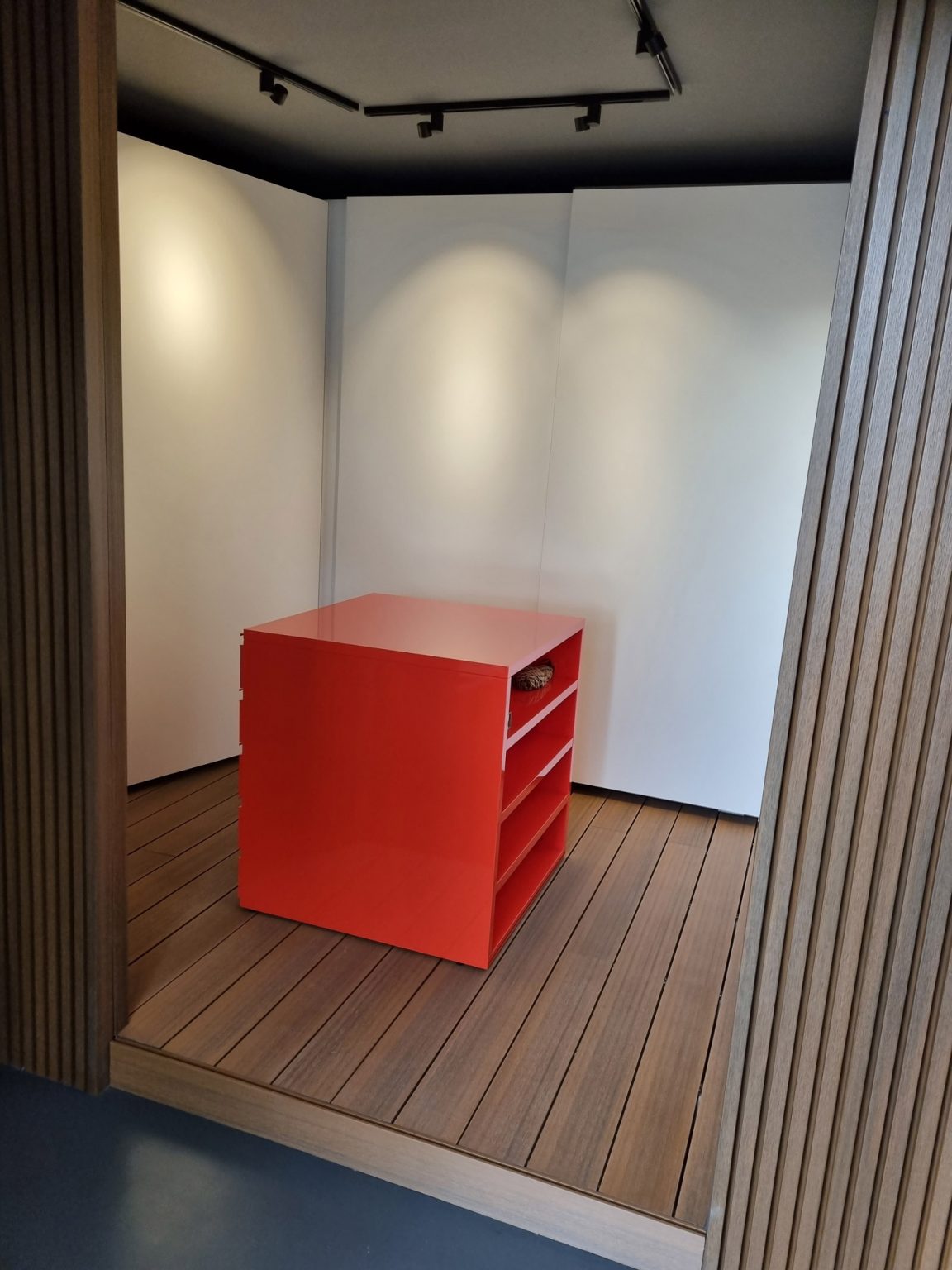 SANTA-MARGHERITA-realizzato-cabina-armadio-02