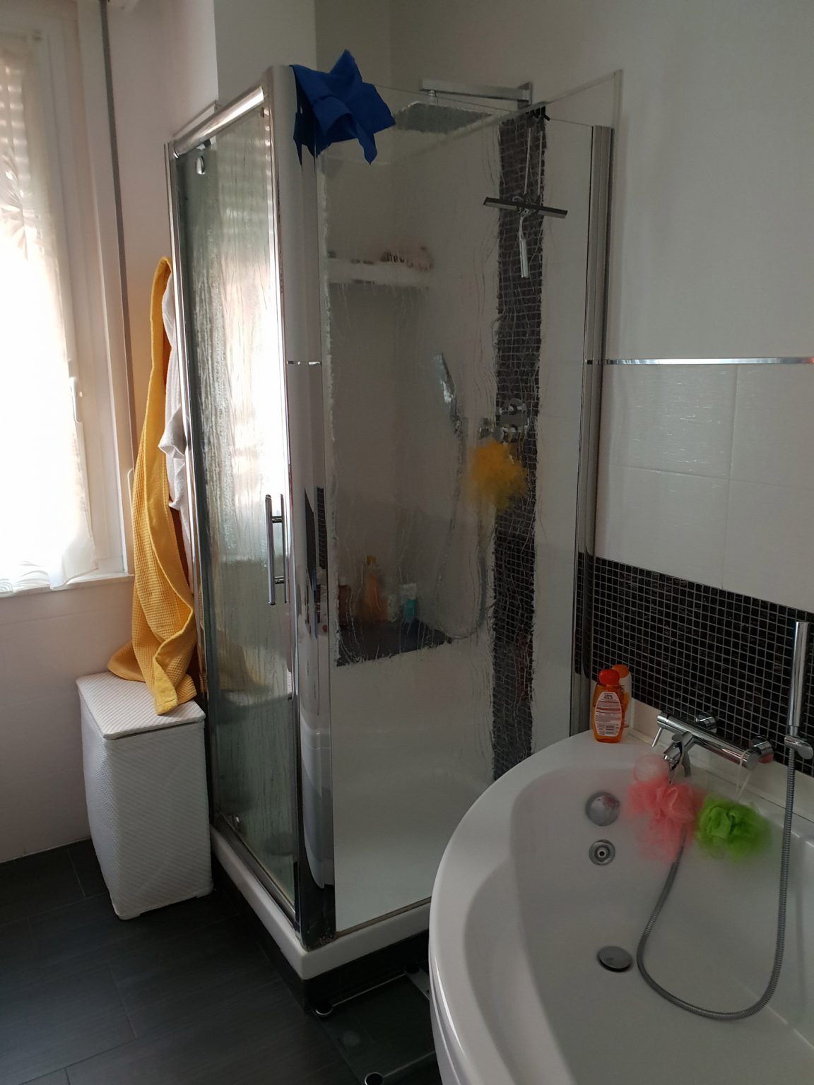 SESTRI-PONENTE-bagno-prima
