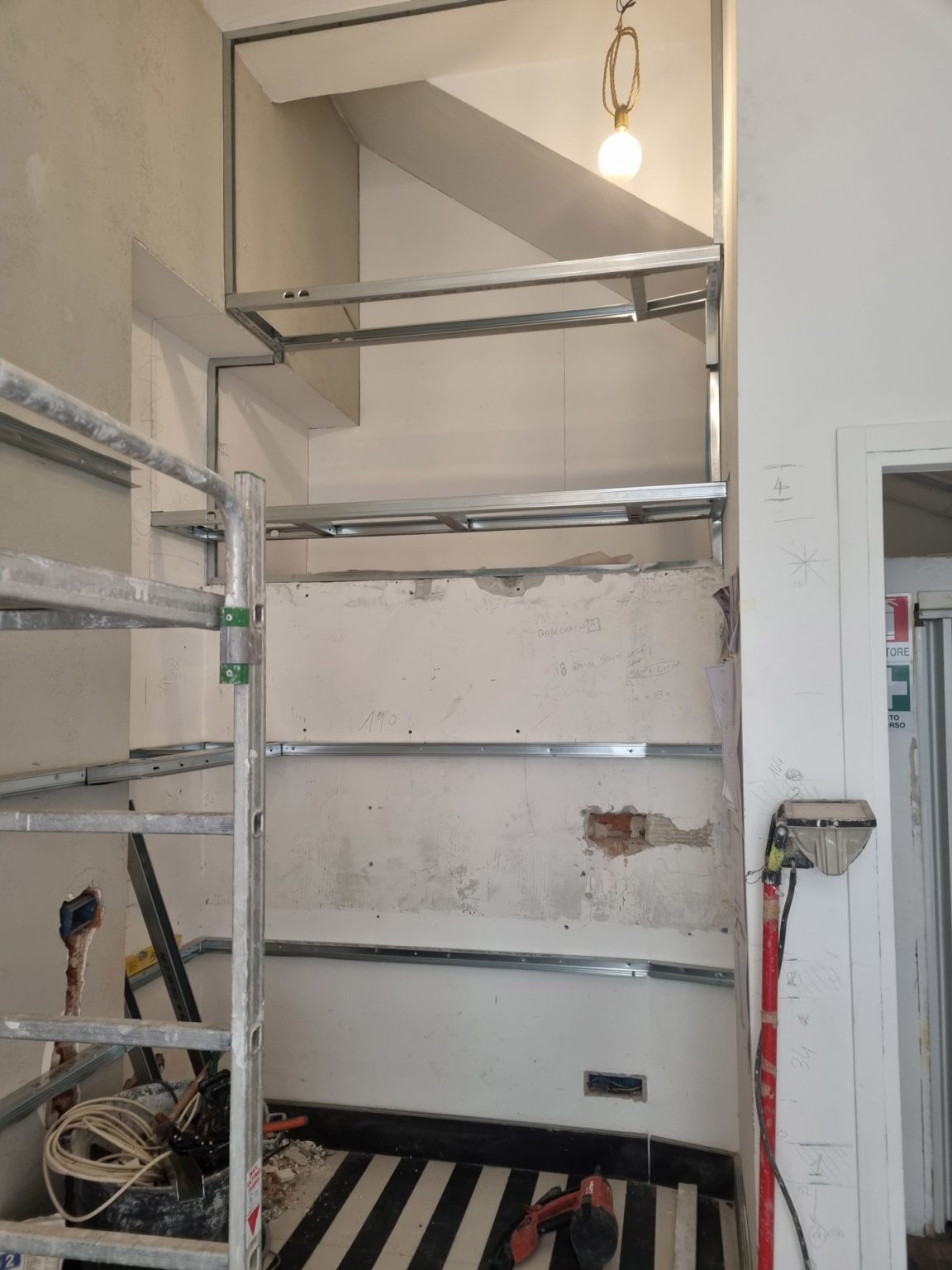 ZOE-SHOES-cantiere05