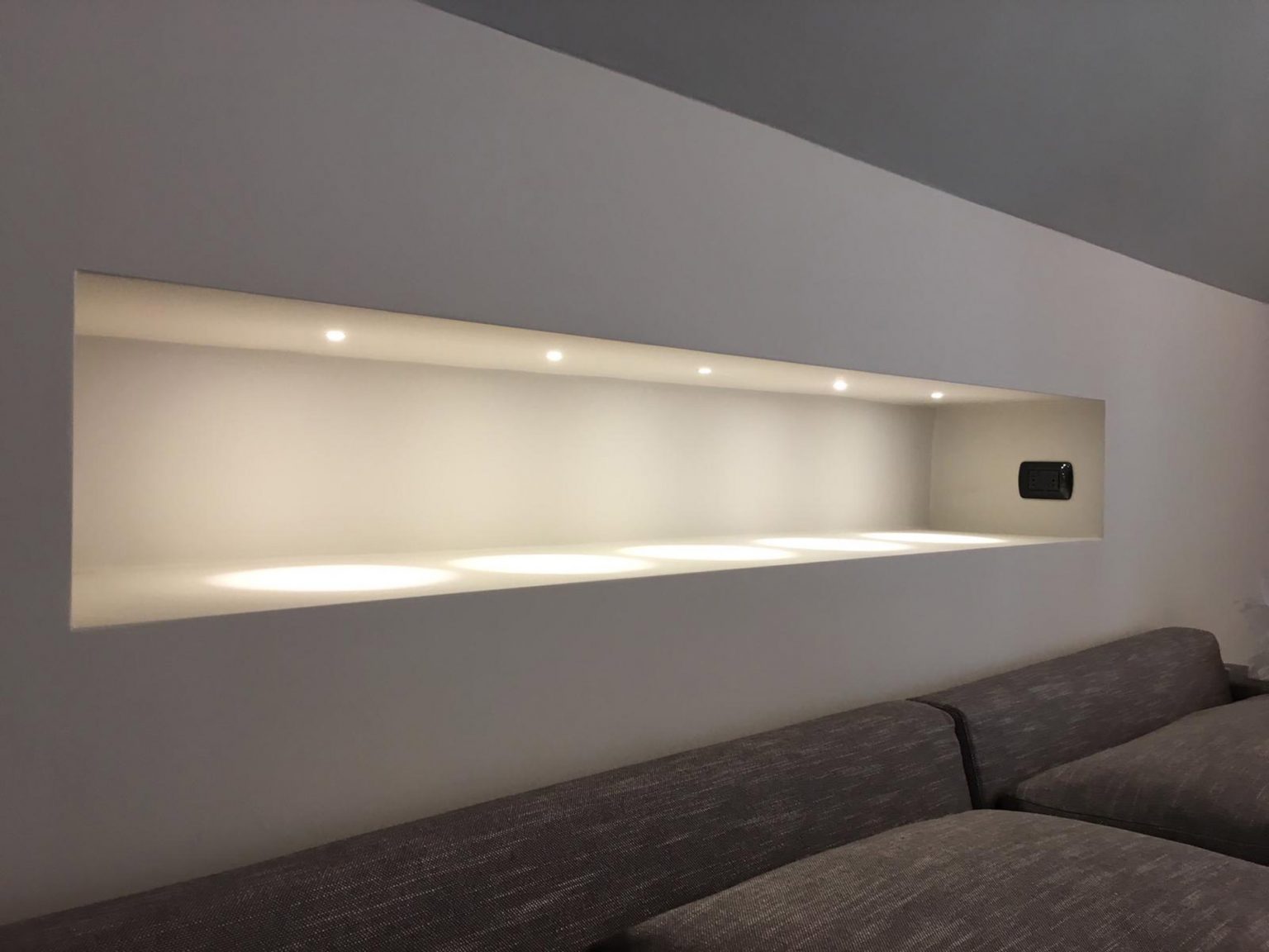 mansarda-genova-quarto-dettaglio02